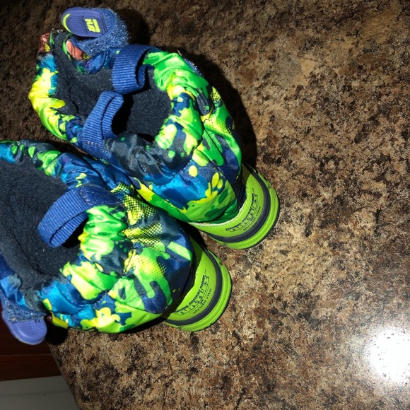 Kids winter/rain boot - Picture 3 of 5